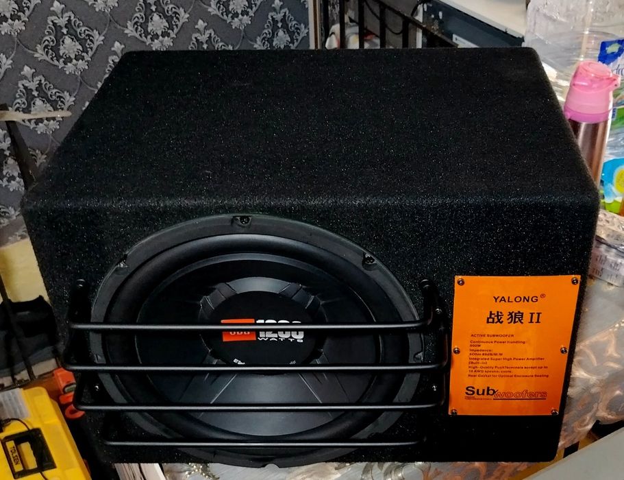 Калонка саббуфер модель JBL.