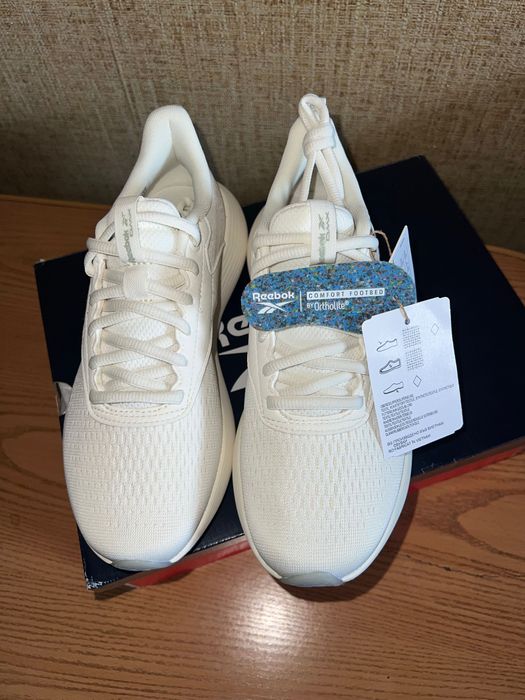 Reebok женские кроссовки
