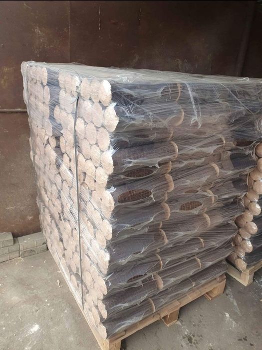 Brichete din rumeguș doar de fag livrate la domiciliu