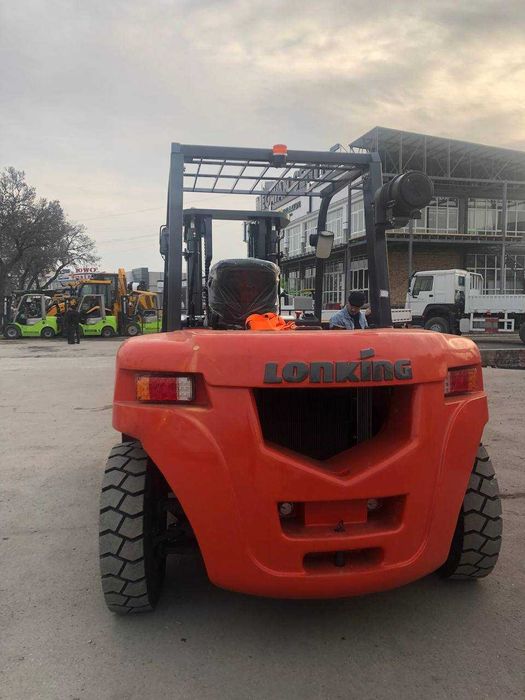 вилочный погрузчик 7-10 тонна 3-4 метра