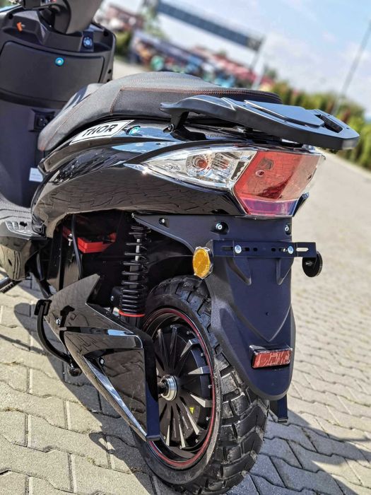 Thor Scuter electric  Thor Razor Agramix NOU