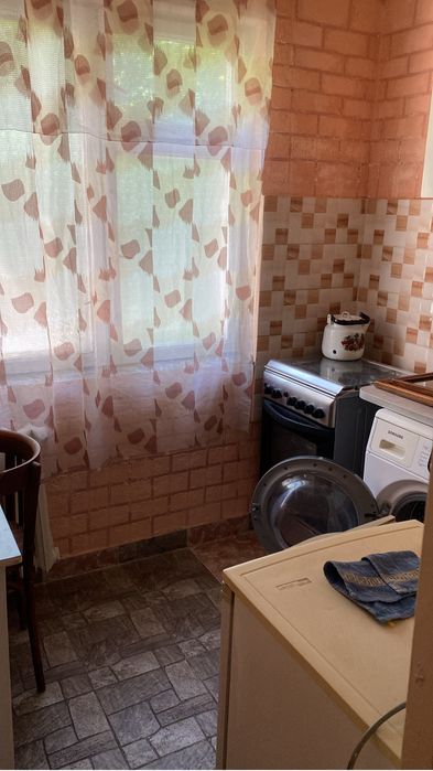 Сдам квартиру двухкомнатную