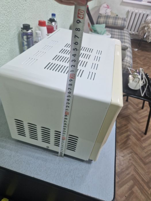 Продам микроволновую печь Elenberg