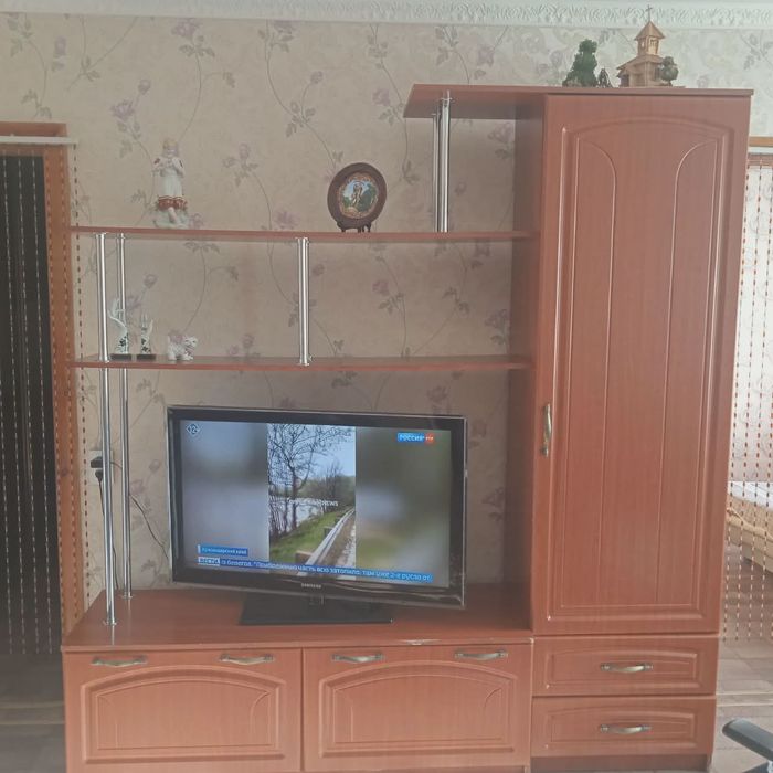 Продам стенку состояние хорошее