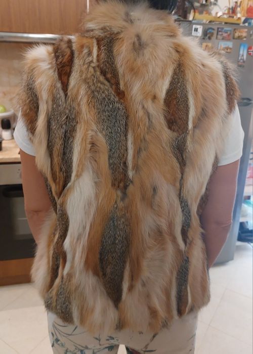 Палто заек и елек лисица