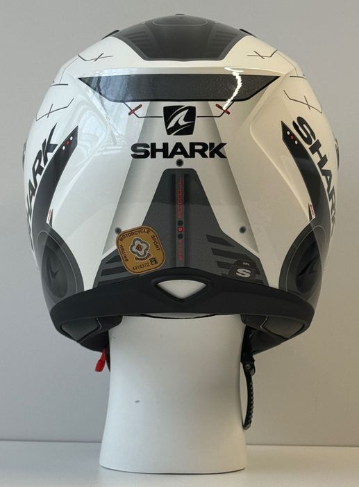 Kacka за мотор SHARK RIDILL MECCA размер S в много добро сьстояние.