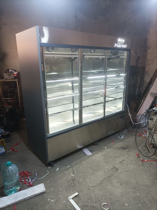 Витрина холодильник Шкаф
