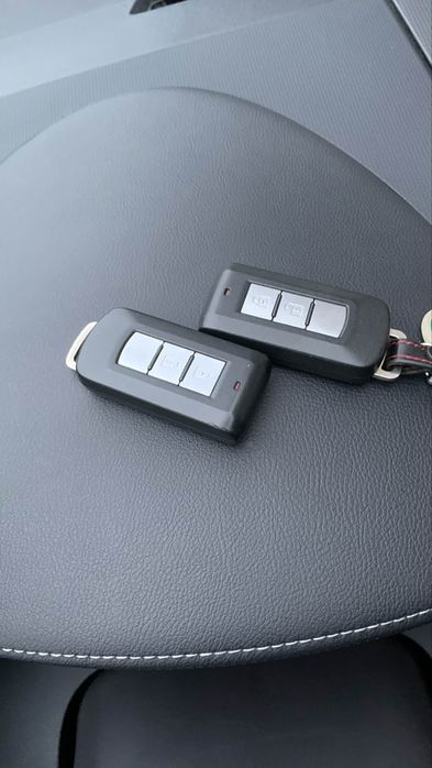 Mitsubishi outlender