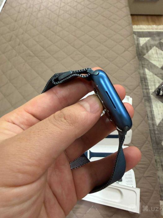 Продам Apple Watch Series 7,