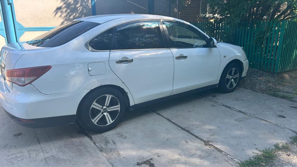 Продам автомобиль Nissan Almera