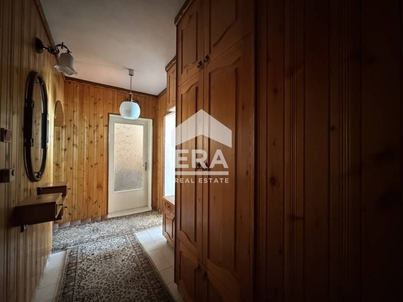ЕКСКЛУЗИВНО! ЕРА ДРЪСТЪР предлага за продажба тристаен апртамент в бли