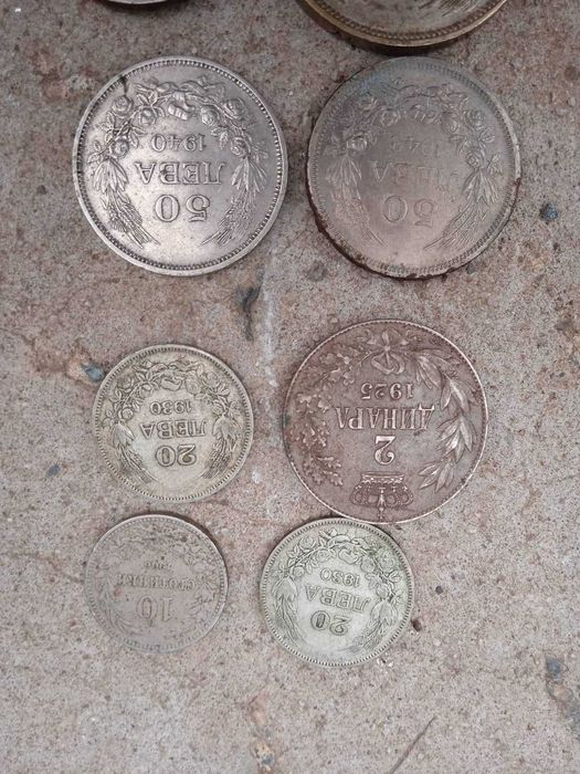 Стари български монети