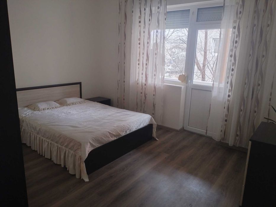 Дава се под наем Етаж от къща в Асеновград - 160 кв.м за 598.23 € - Снимка #7