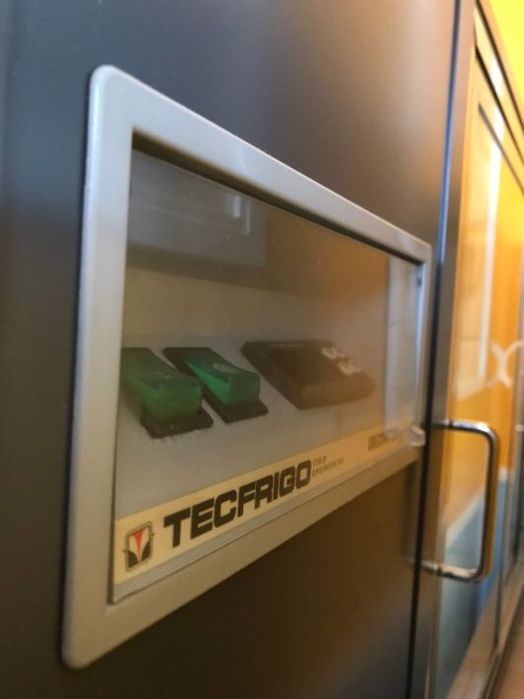 Витрина кондитерская