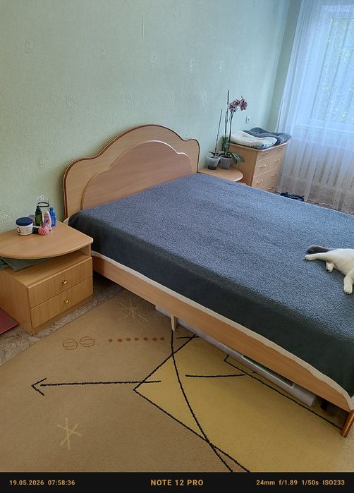Продам спальный гарнитур. В отличном состоянии!
