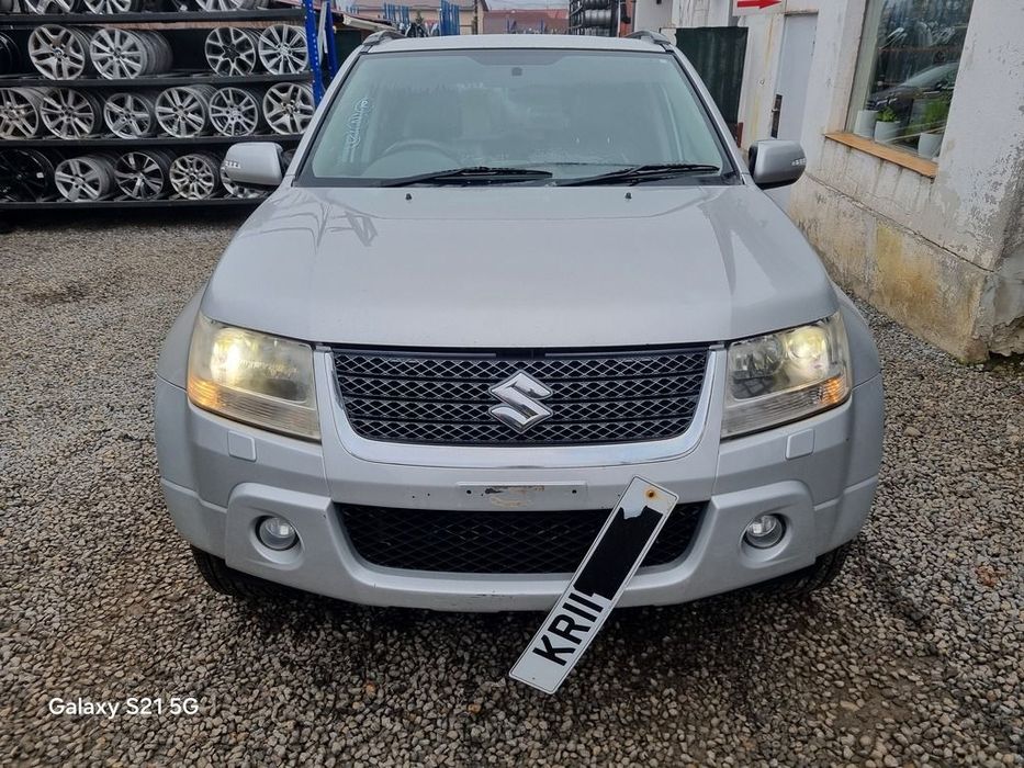 Bara fata Suzuki Grand Vitara 2006 - 2012 Silky Silver Z2S (1437) Benzina model cu ...