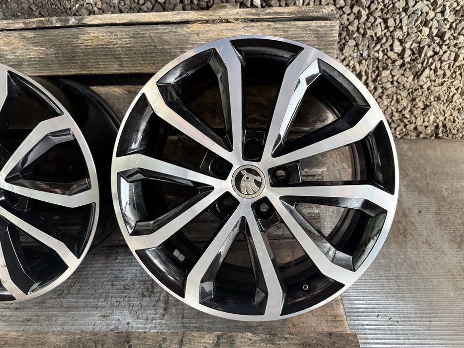 Jante Skoda Octavia Superb originale bicolore 17