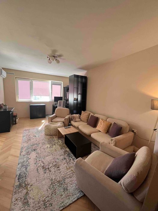 Дава се под наем Двустаен апартамент в София, Център - 81 кв.м за 600 € - Снимка #1