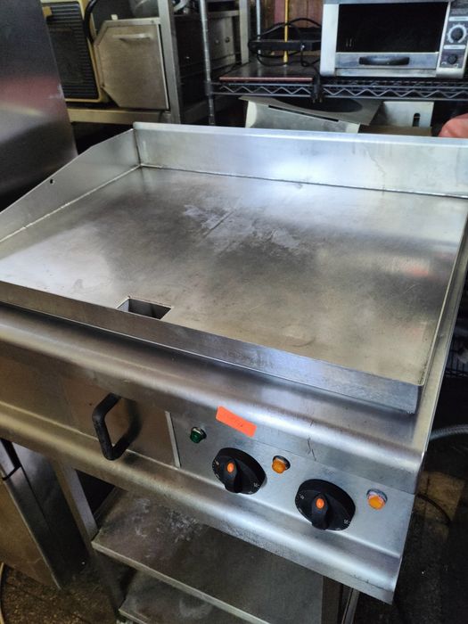 Плоча електрическа MKN