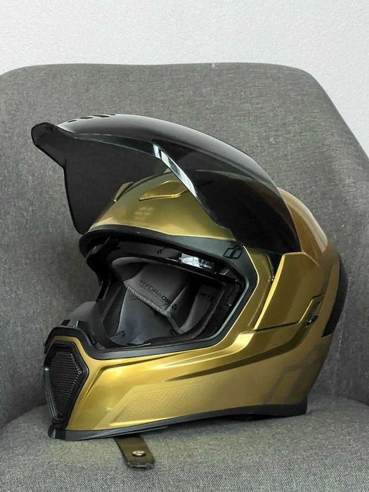 Пистова каска ICON