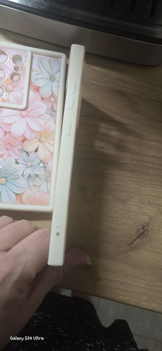 Гръбчета за Samsung Galaxy  S24 ULTRA