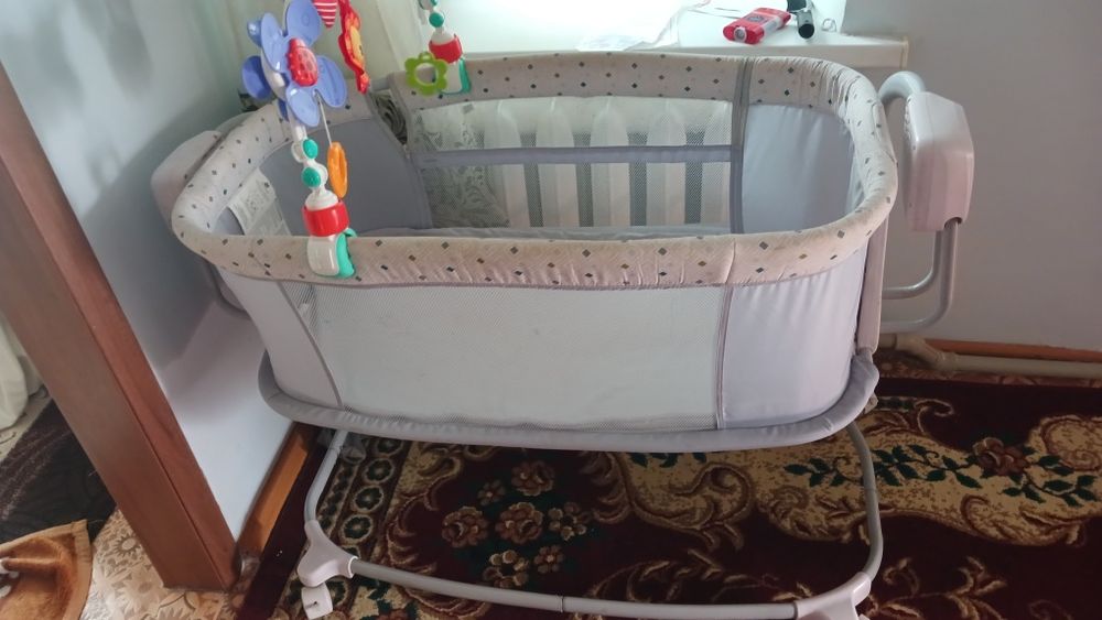 Продам  кроватку.