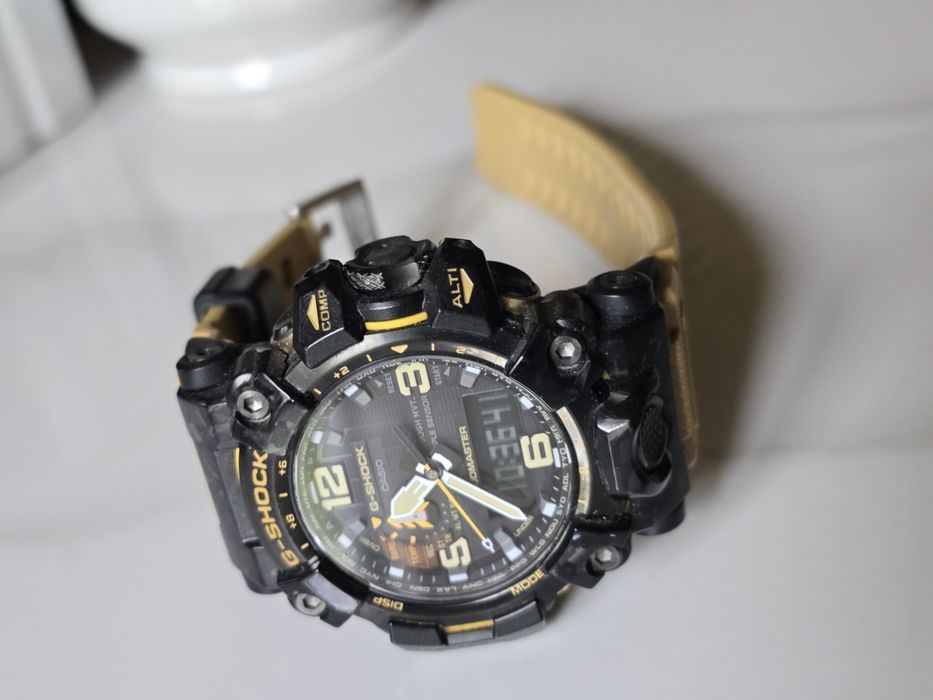 Продам часы CASIO G-SHOCK MUDMASTER gwg-2000