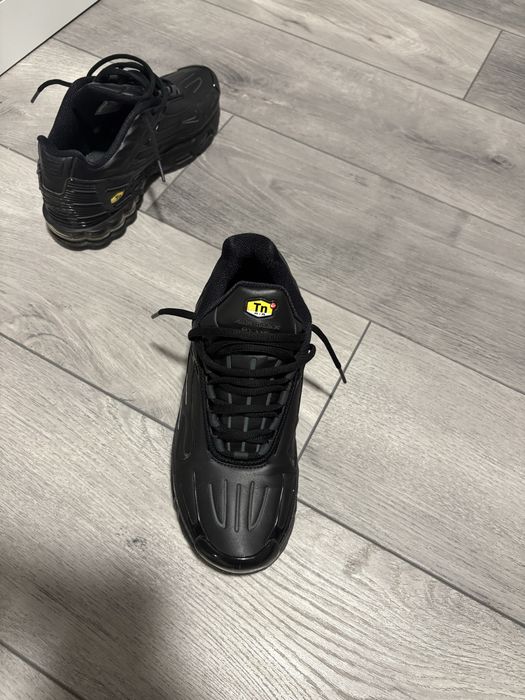 Vand adidasi Tn  nike