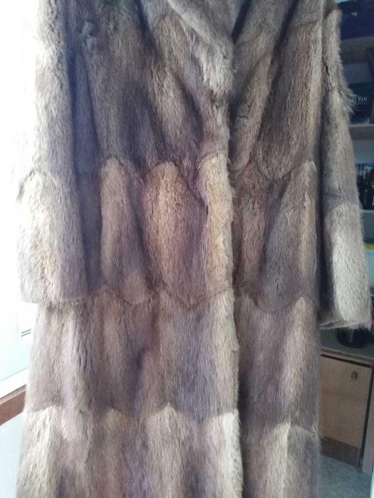 продам шубу ондатровую