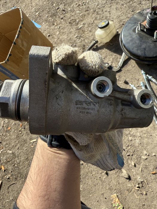 Тормозной цилиндр Лексус Рх 330