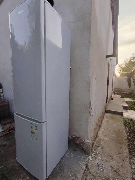 Холодильник beko