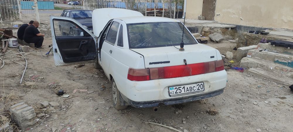 Продам Ваз 2110 срочно