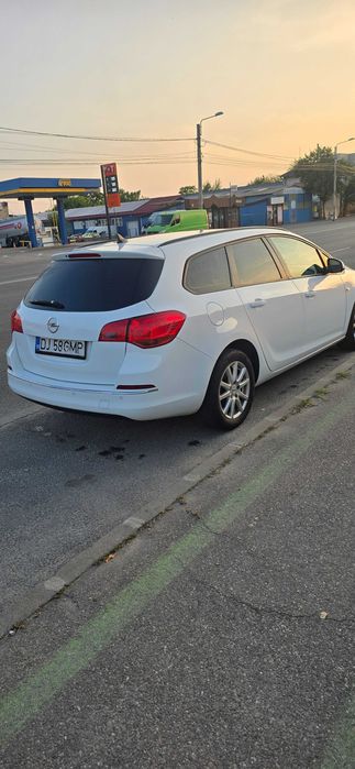 Opel astra j 2013 1.7