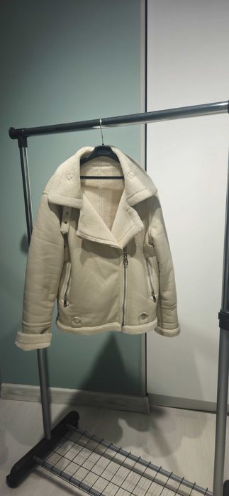 Пиджаки и куртки 42-44р