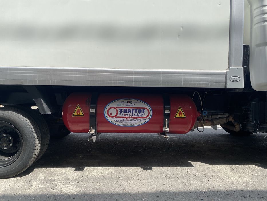 Продам KIA BONGO грузовой