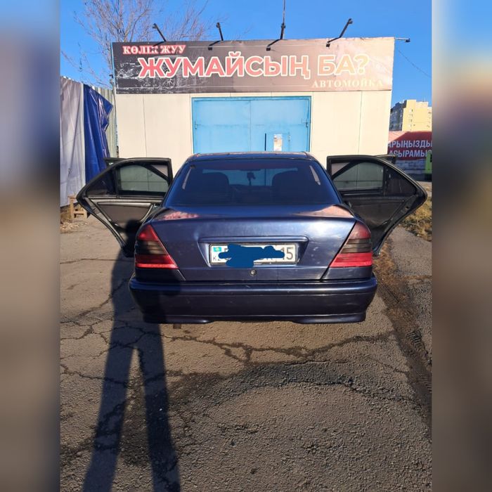 Продам мерседес  С 180