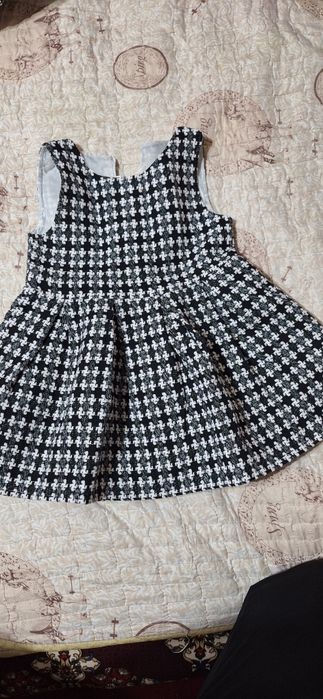 Куз ва киш мавсуми учун куйлак ва костюм. 4 ва 5 ёшлик кизлар учун.