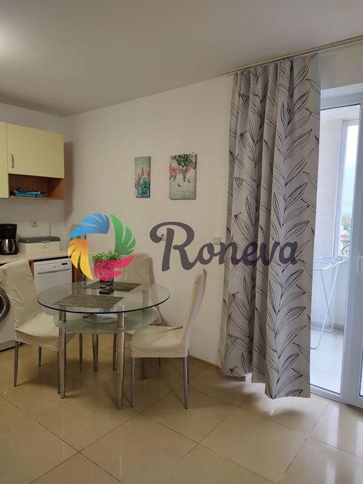 Продава се Двустаен апартамент в к.к. Св.Св. Константин и Елена - 65 кв.м за 1256 €/кв.м - Снимка #4