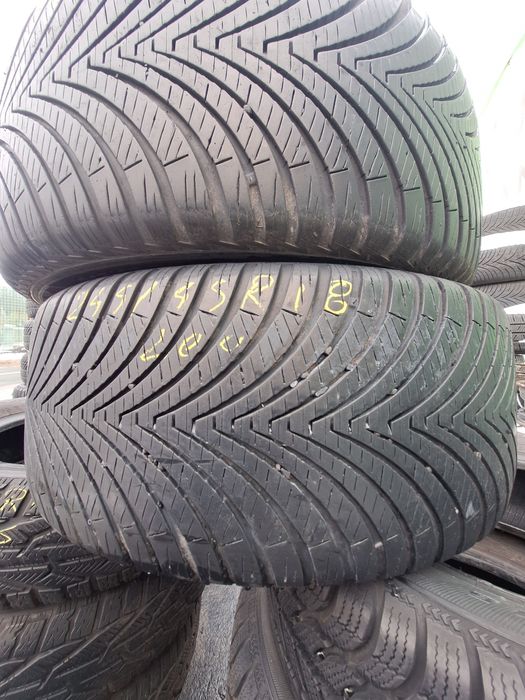 2 anvelope  allseasons 245/45r18 Kumho dot 2022 Montaj Gratuit