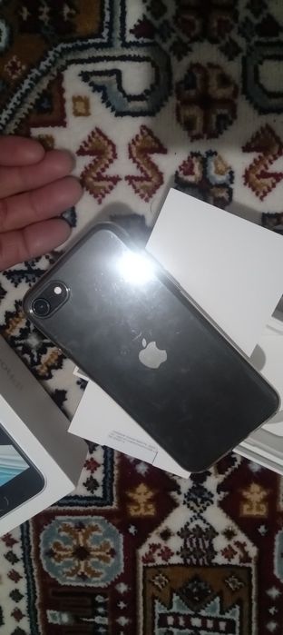 Apple iPhone SE 2022 64Gb