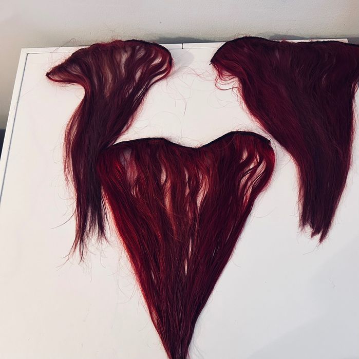 Естествена коса( червената от Vanet, кестенявата от Otto