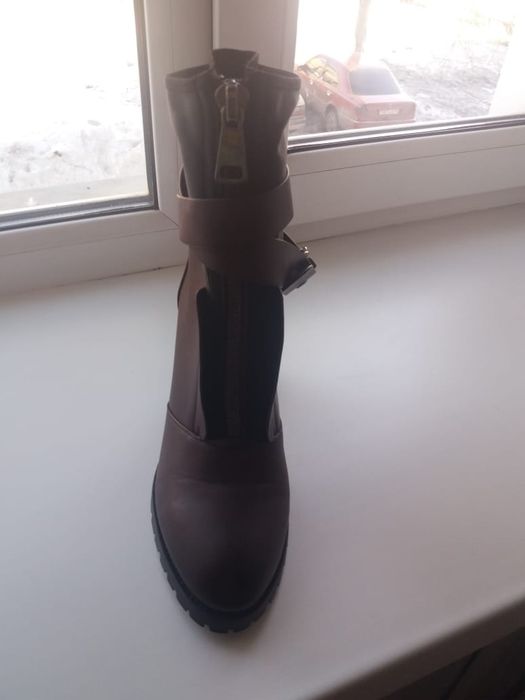 Продаю полусапожки