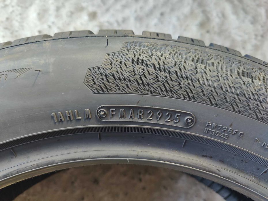 2 Нови зимни гуми 215/55R17 Falken EuroWinter HS02 XL 98V M+S 3PMFS ExtraLoad
