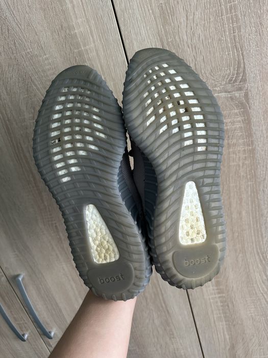 Yezzy 350 v2 steel gray