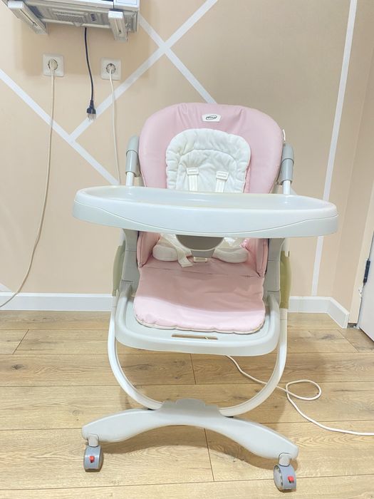 Детский столик для кормления