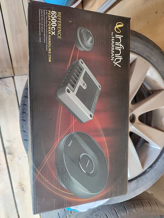 Колонки Инфинити новые