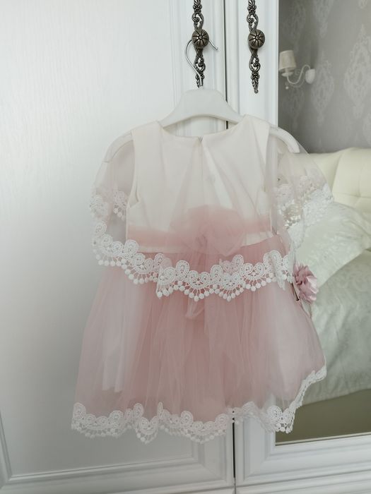 Нарядное красивое платье