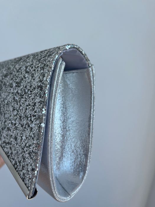 Клъч бляскав официален