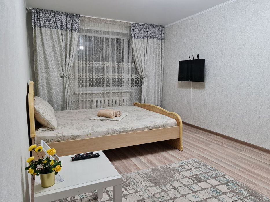 Павлова 11/3 (Кинотеатр Шакена Айманова, ТД Артур, ТД Алатау)