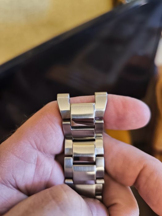 Браслет металлический для Casio G Shock GST B100. Новый.